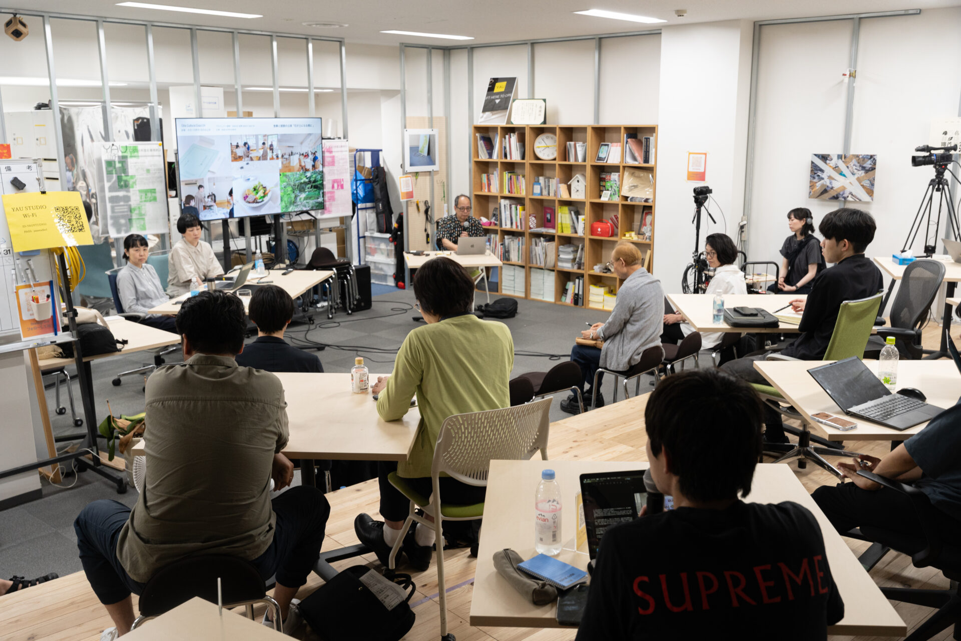 まちに、社会に、ビジネスに、そして個人の生き方に、アートでイノベーティブな視点を生み出す、連続授業プログラム